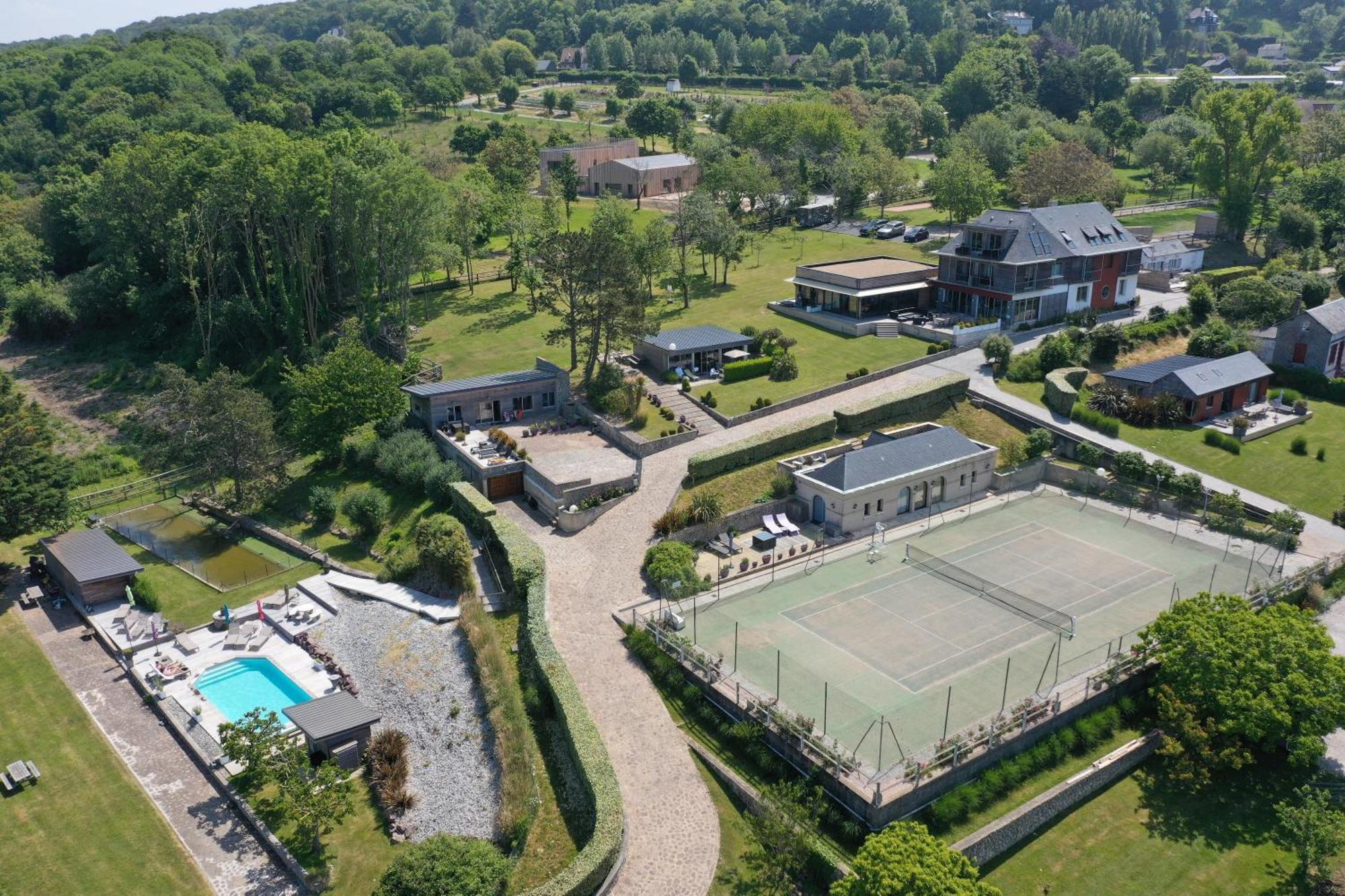 Domaine Du Grand Bec Bed and Breakfast Villerville Eksteriør billede