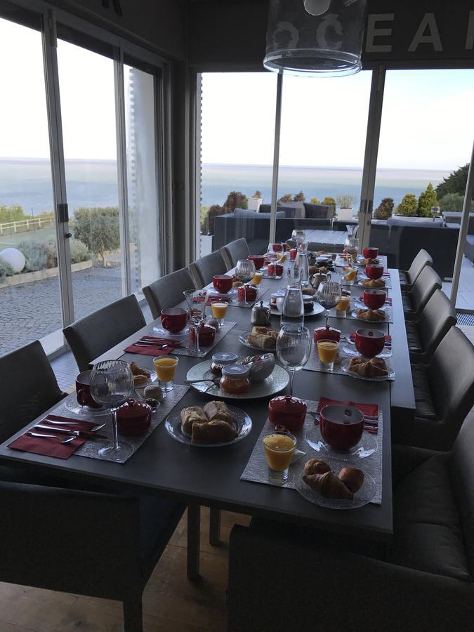 Domaine Du Grand Bec Bed and Breakfast Villerville Eksteriør billede